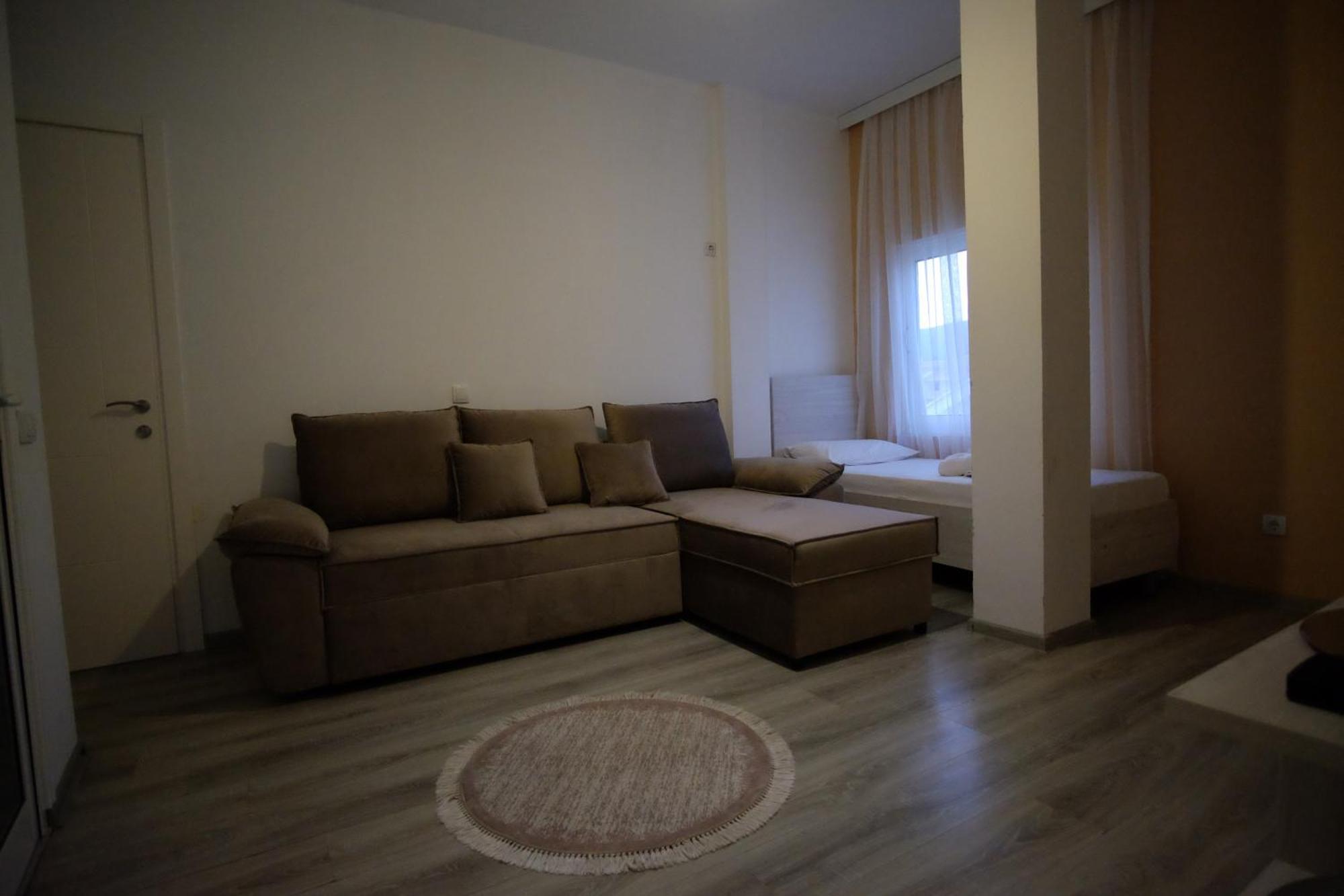 Molla Apartments Ulcinj Esterno foto