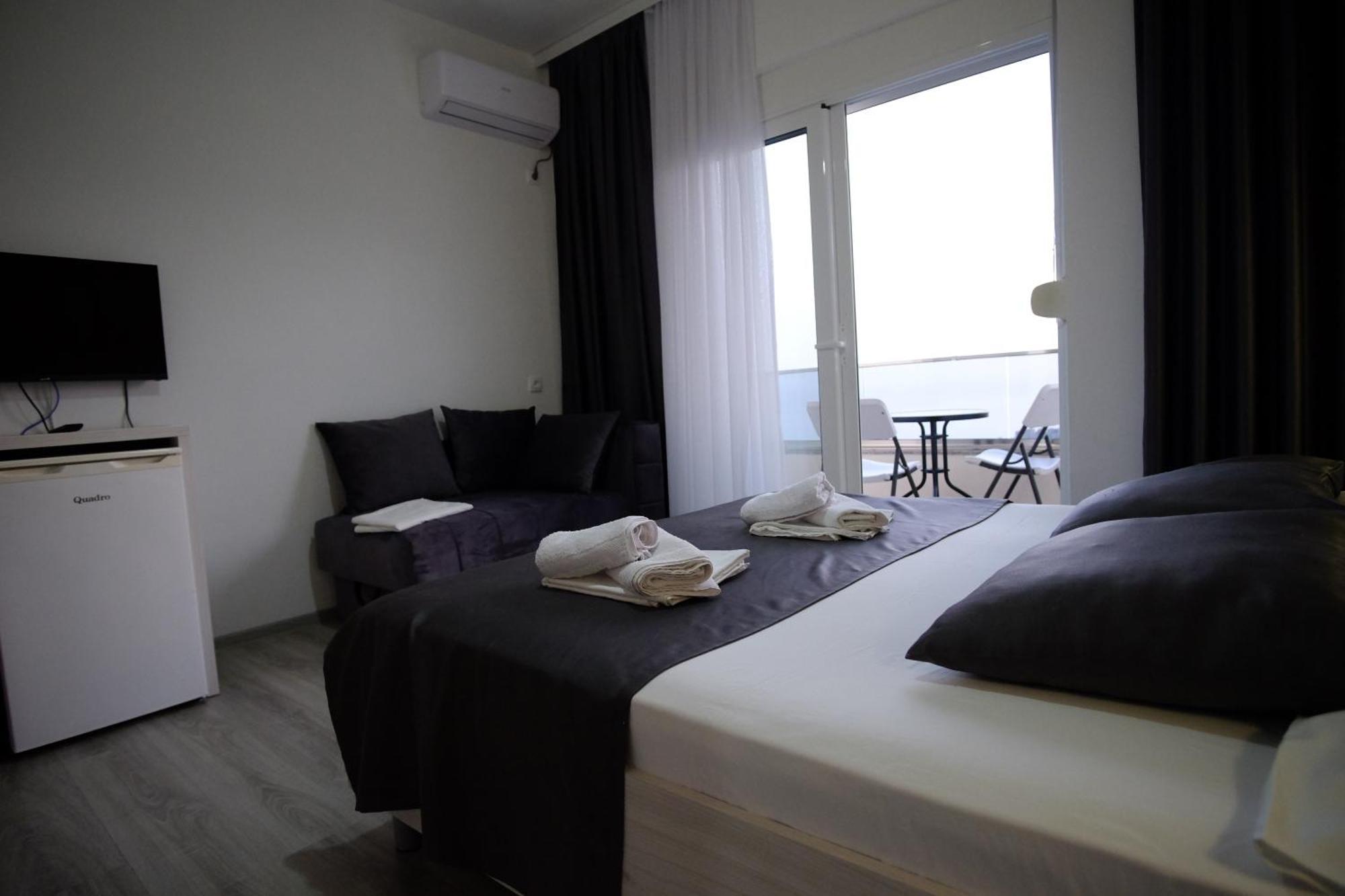 Molla Apartments Ulcinj Esterno foto