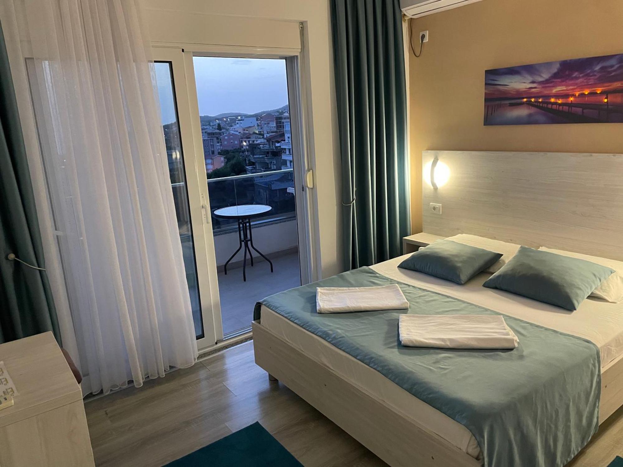 Molla Apartments Ulcinj Esterno foto