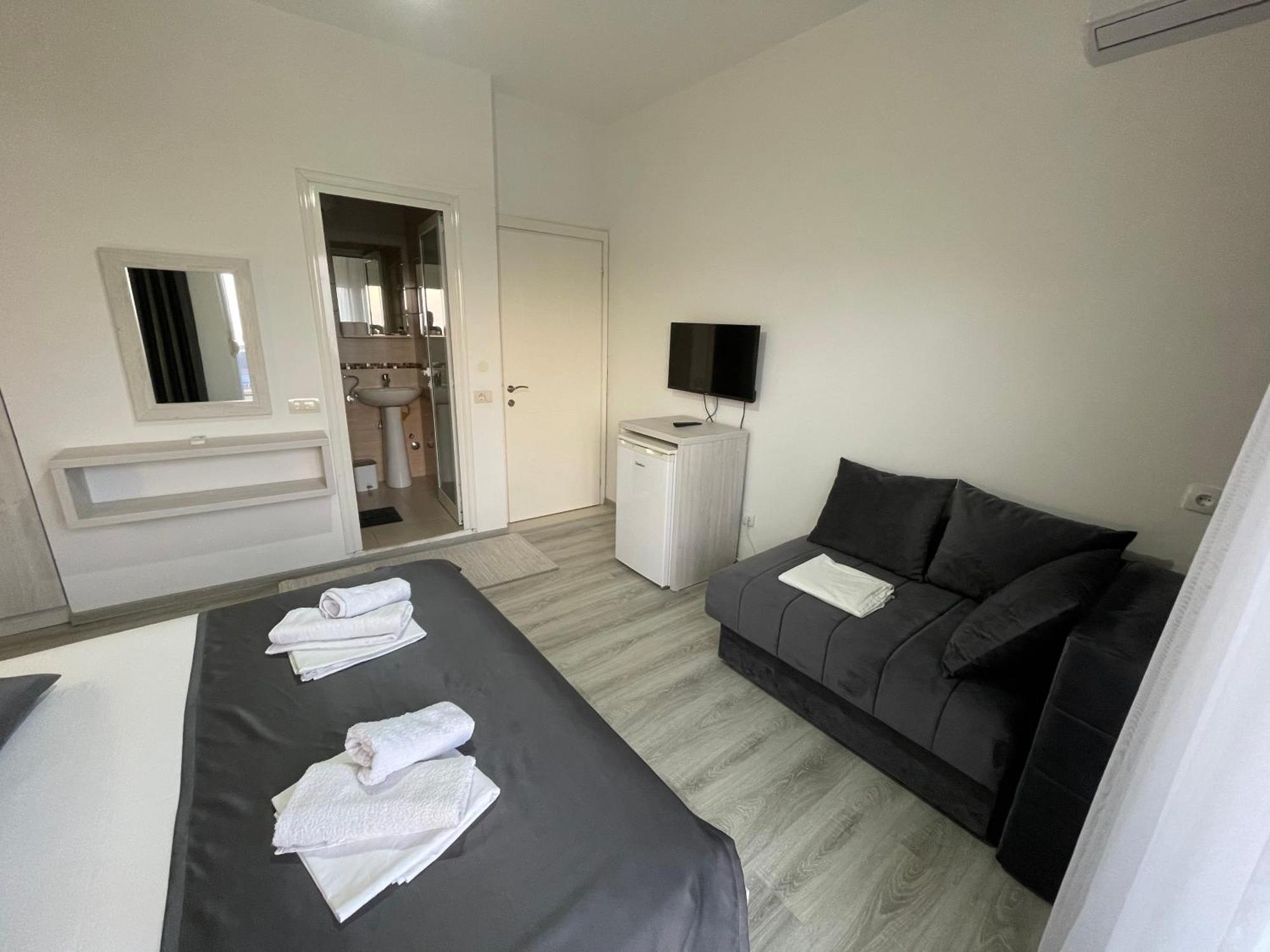 Molla Apartments Ulcinj Esterno foto