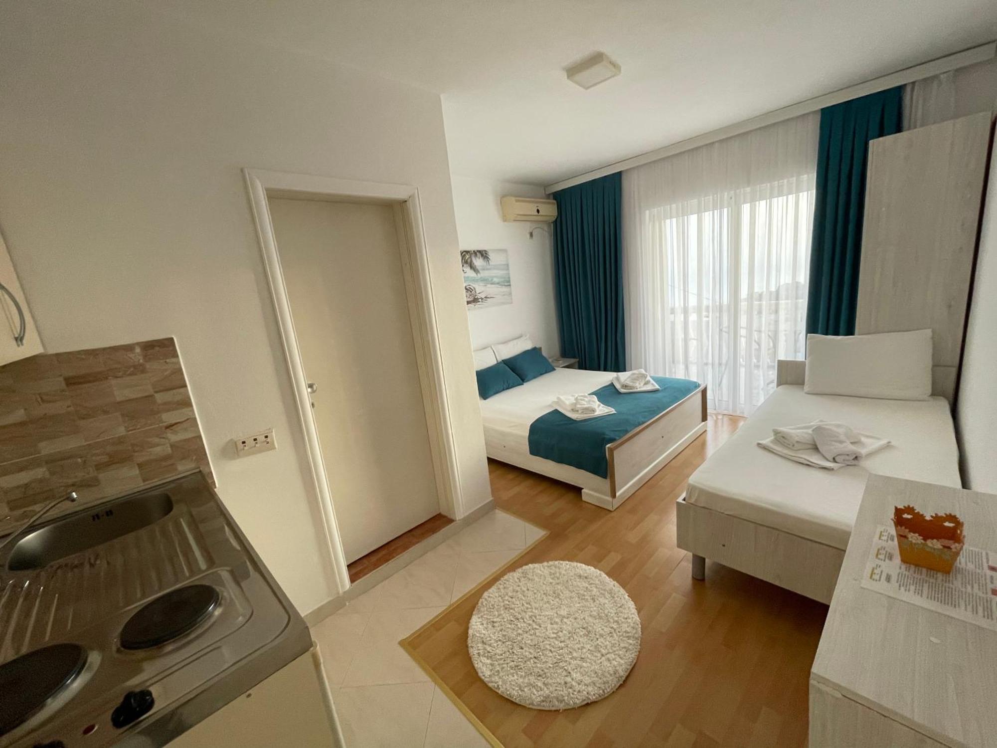 Molla Apartments Ulcinj Esterno foto